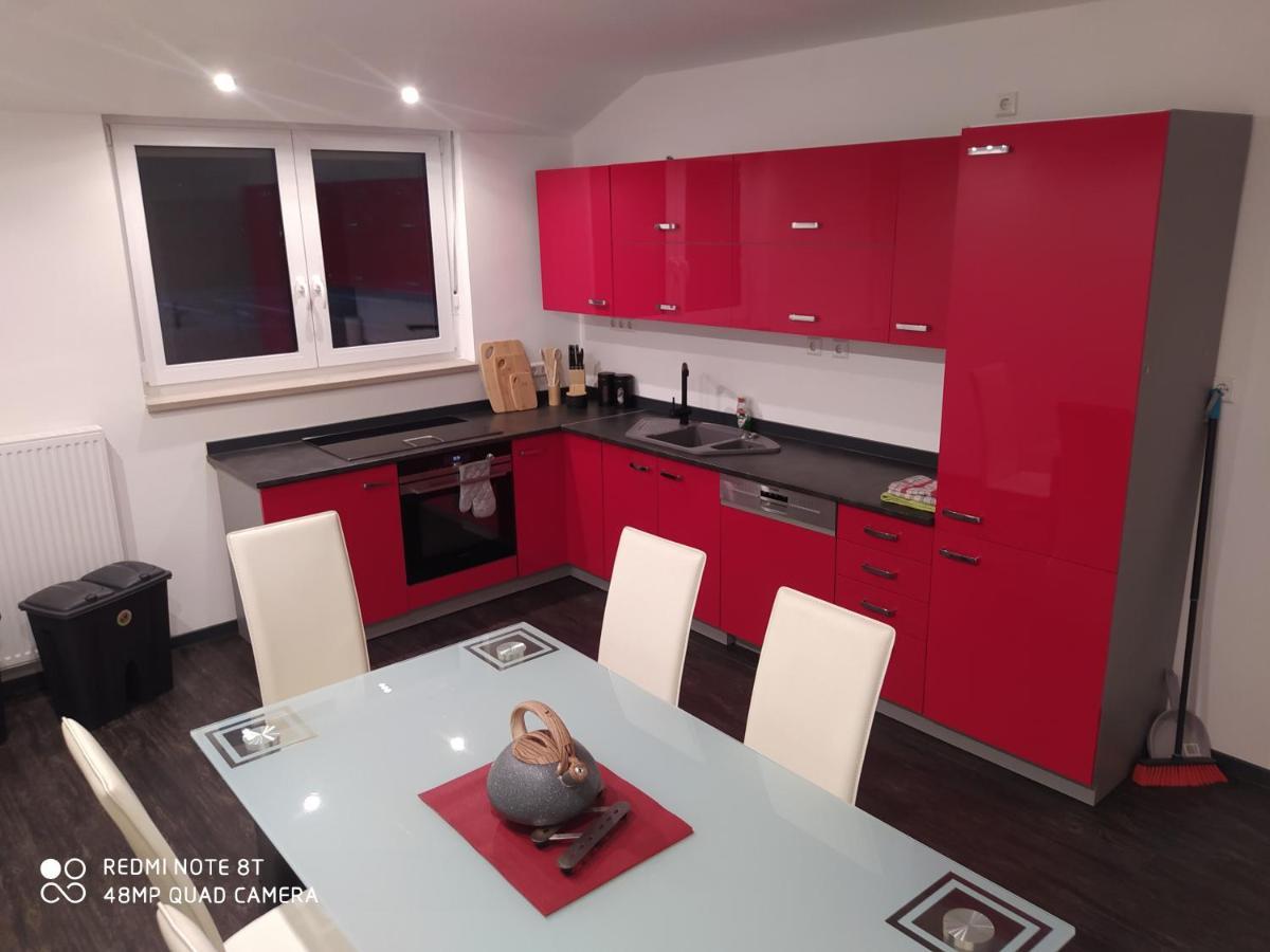 אולצן Park Villa Ferienwohnung Mit Pool Und 3 Schlafzimmer מראה חיצוני תמונה