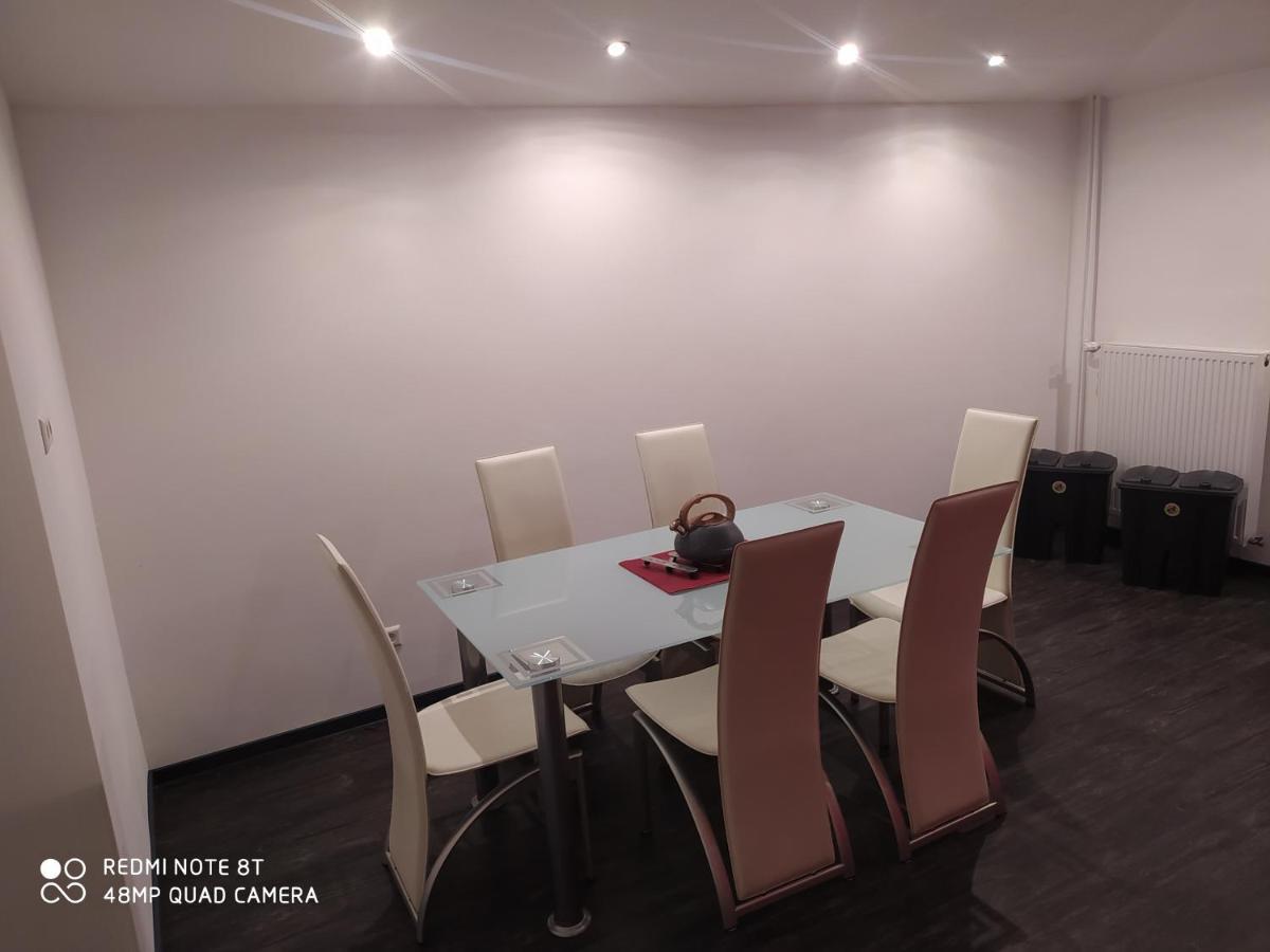 אולצן Park Villa Ferienwohnung Mit Pool Und 3 Schlafzimmer מראה חיצוני תמונה